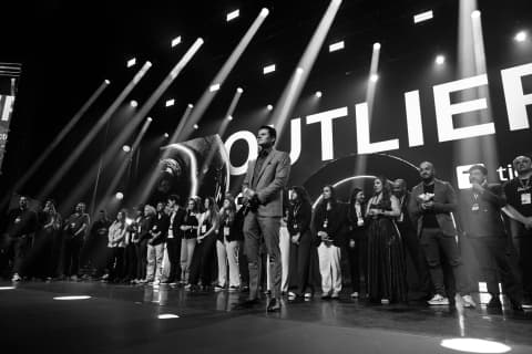 Outlier Experience